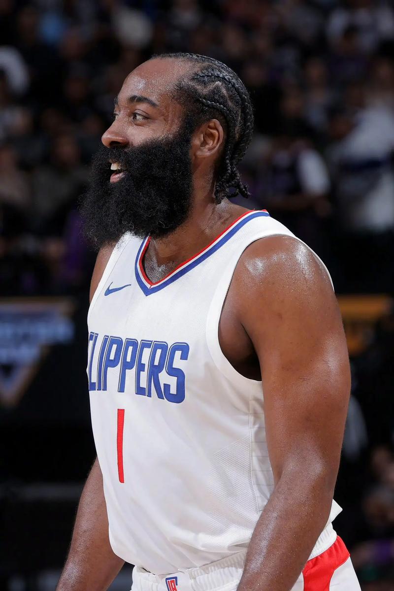 广岛后卫：我有在中国客场作战的经历，比赛开局阶段至关重要（广岛后卫：曾在中国客场征战，比赛开局是胜负关键）