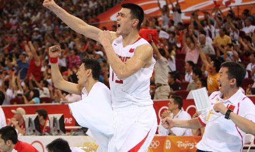 拜仁3比1逆转葡萄牙体育，欧冠小组赛六轮全胜（拜仁3-1翻盘葡萄牙体育，欧冠小组赛豪取六连胜）