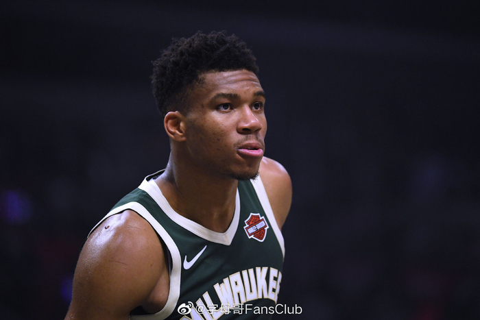 图尔贝里：我很自豪能执教多特三场；去年曾接触赛义德-马拉（图尔贝里称执教多特三场倍感自豪 去年曾与赛义德-马拉有过接触）