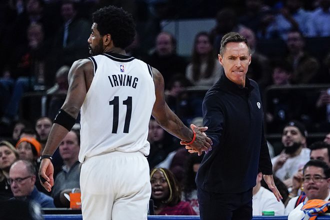 欧文关键助攻制胜（欧文终场前妙传定胜局）